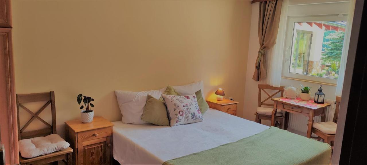 Gorski Widok Karpacz Apartamenty I Pokoje- Salon Kominkowy Buitenkant foto