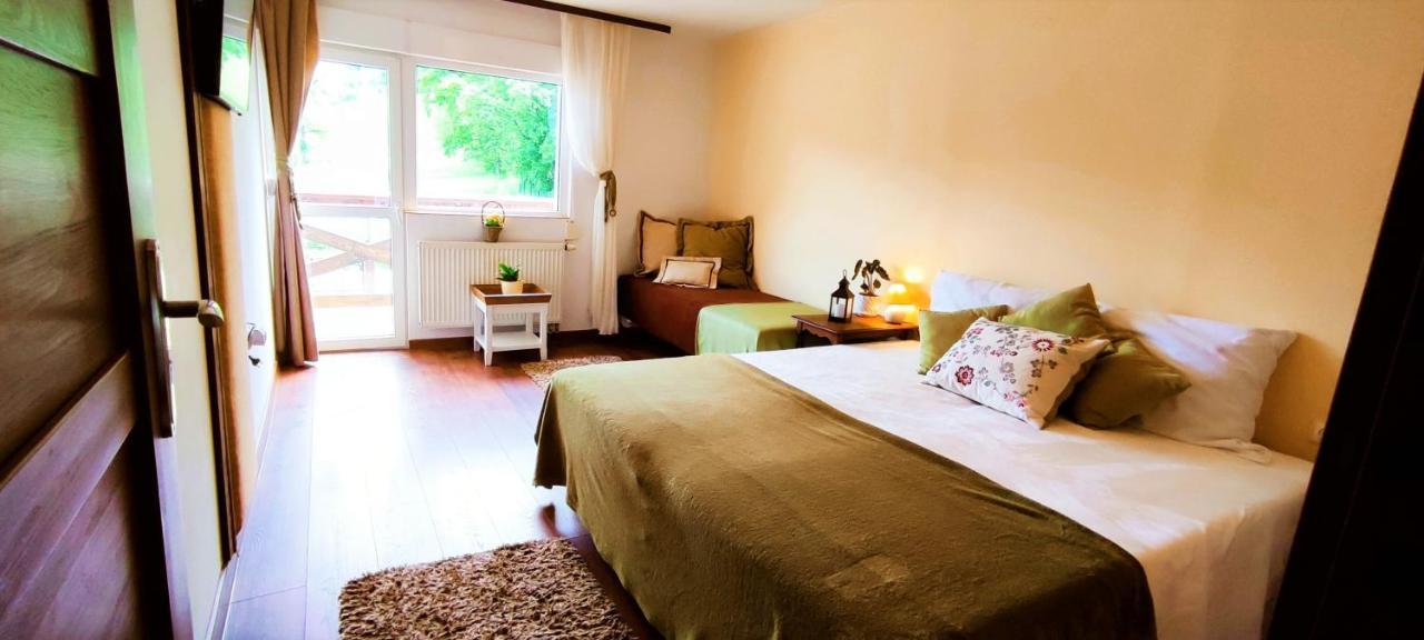 Gorski Widok Karpacz Apartamenty I Pokoje- Salon Kominkowy Buitenkant foto